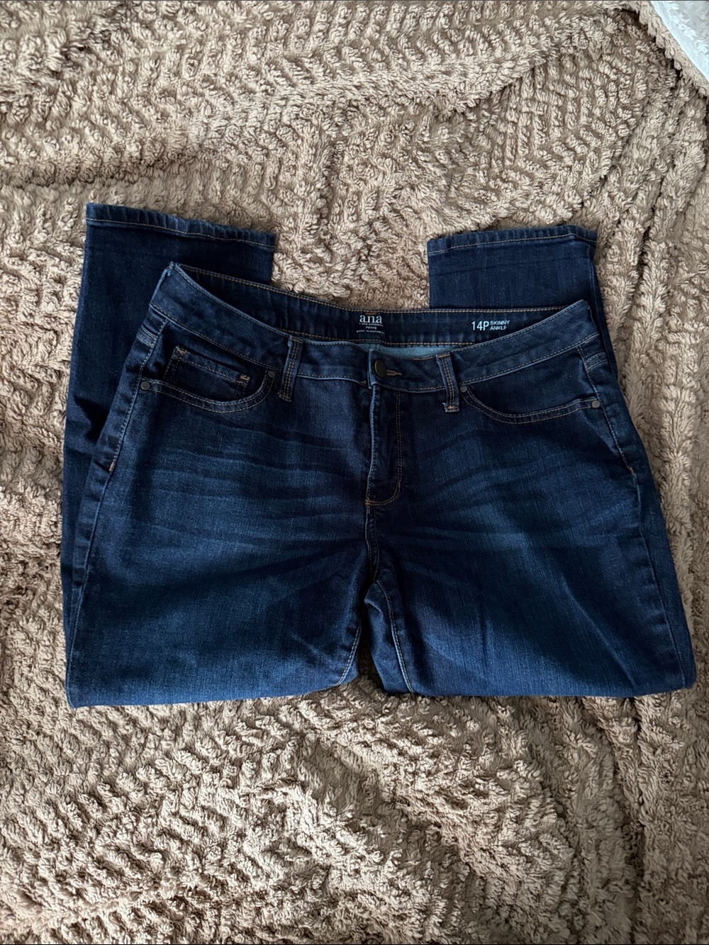 a.n.a Women's Dark Indigo Straight Leg Jeans 14P Ankle